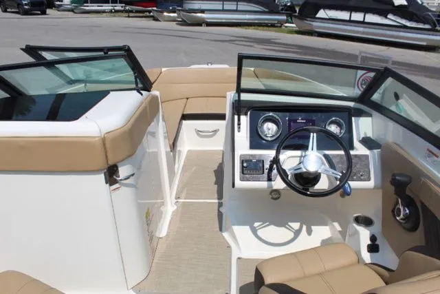 Slide: The Image of Sea Ray SPX 230 Outboard 2019 - 11