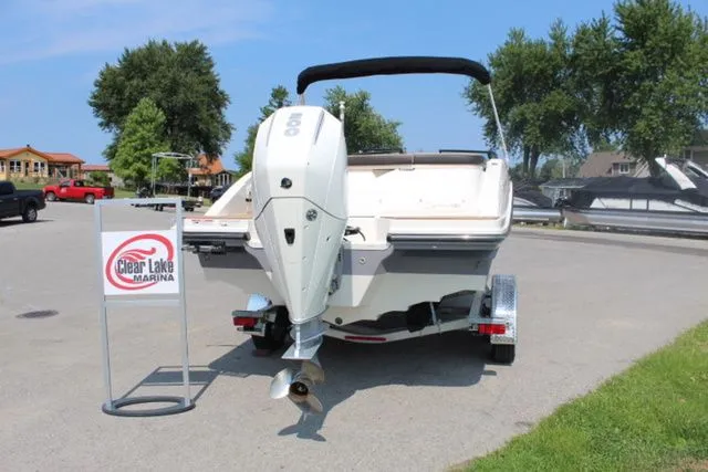 Slide: The Image of Sea Ray SPX 230 Outboard 2019 - 3