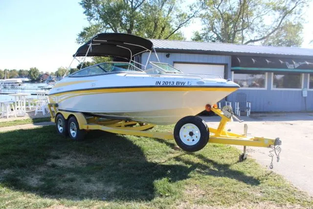 Slide: The Image of Crownline Boats 202 BR 2002 - 5