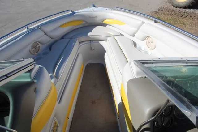 Slide: The Image of Crownline Boats 202 BR 2002 - 7