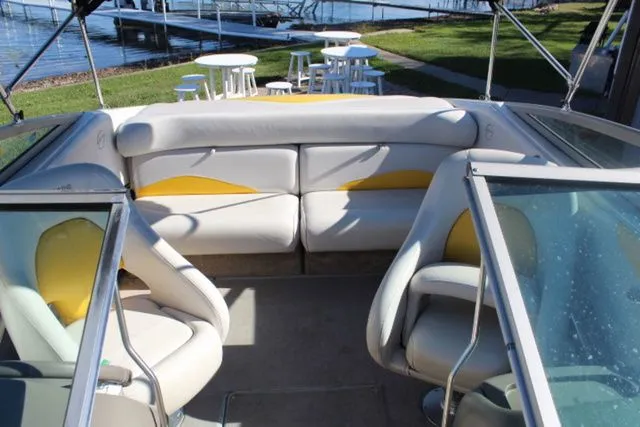 Slide: The Image of Crownline Boats 202 BR 2002 - 8