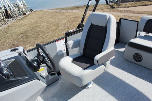 Slide: The Image of Harris Cruiser 230 SLDH 2PC 2025 - 10