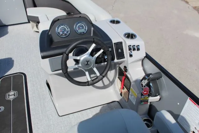 Slide: The Image of Harris Cruiser 230 SLDH 2PC 2025 - 13