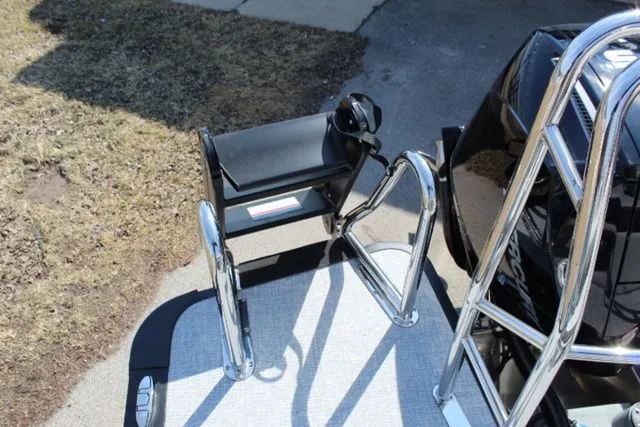 Slide: The Image of Harris Cruiser 230 SLDH 2PC 2025 - 20