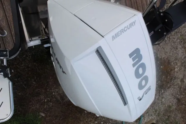 Slide: The Image of Harris Grand Mariner 250 SLDH 2025 - 5