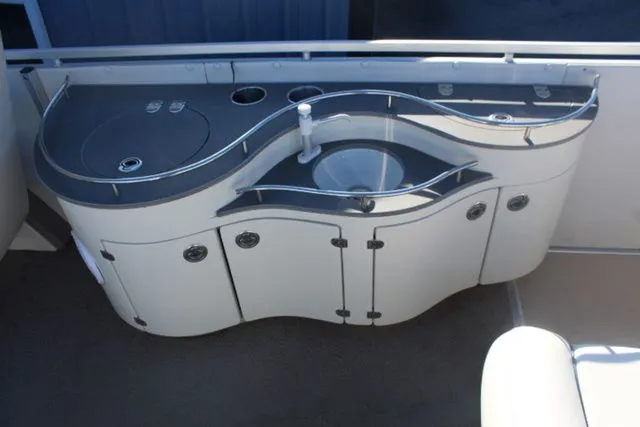 Slide: The Image of Harris 250 Royal Heritage 2007 - 13