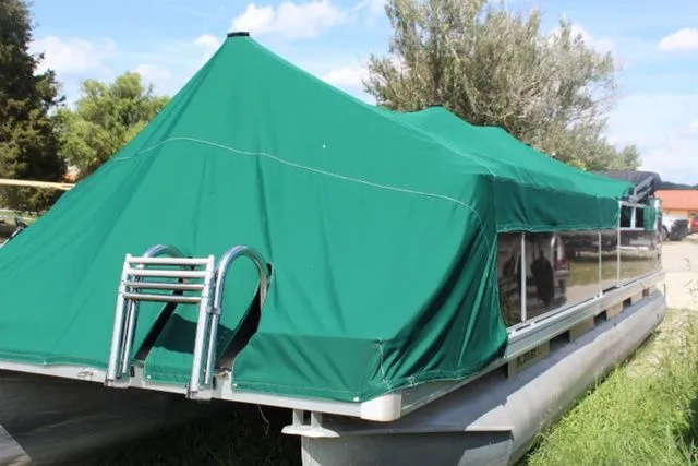 Slide: The Image of Harris Sunliner 220 1997 - 11