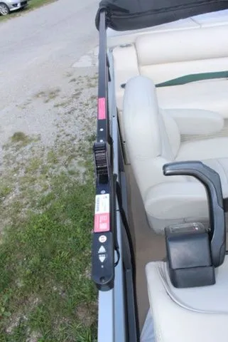 Slide: The Image of Harris Sunliner 220 1997 - 9