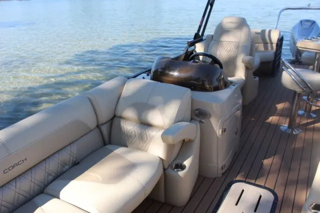 Slide: The Image of Coach Pontoons 250 RE Tripletoon 2017 - 13