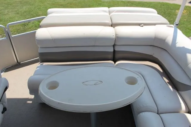 Slide: The Image of Harris Sunliner 220 2005 - 13