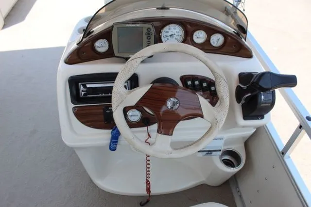 Slide: The Image of Harris Sunliner 220 2005 - 14