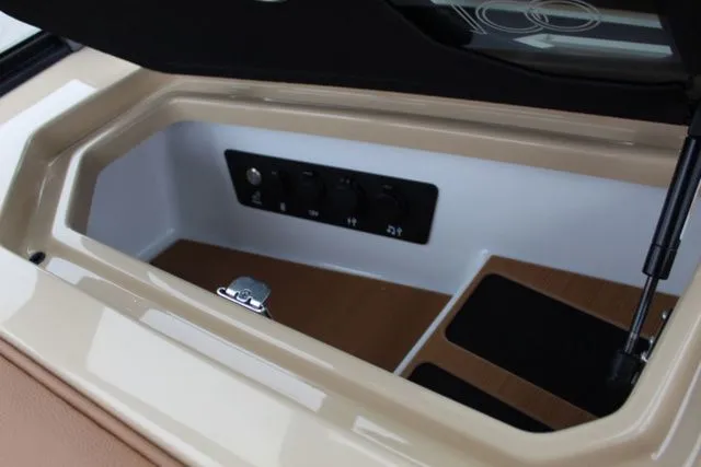 Slide: The Image of Nautique Super Air Nautique G23 2025 - 20