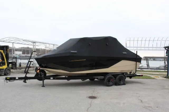 Slide: The Image of Nautique Super Air Nautique G23 2025 - 30