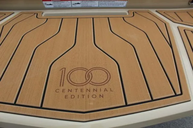 Slide: The Image of Nautique Super Air Nautique G23 2025 - 9