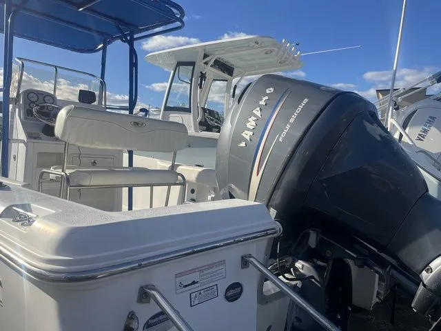 Slide: The Image of Sea Hunt Triton 202 2011 - 3