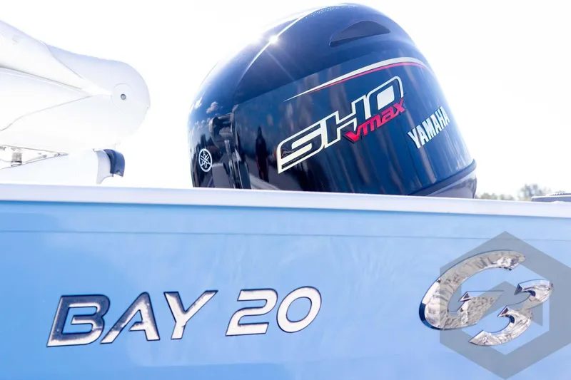 Slide: The Image of 2026 G3 Bay 20 boat with Yamaha SHO VMAX engine, side view. - 14