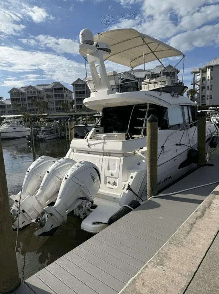 Slide: The Image of Regal 38 FXO 2023 - 1