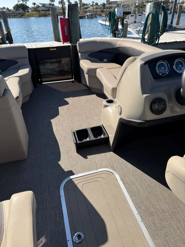 Slide: The Image of Barletta Aria 2023 - 4