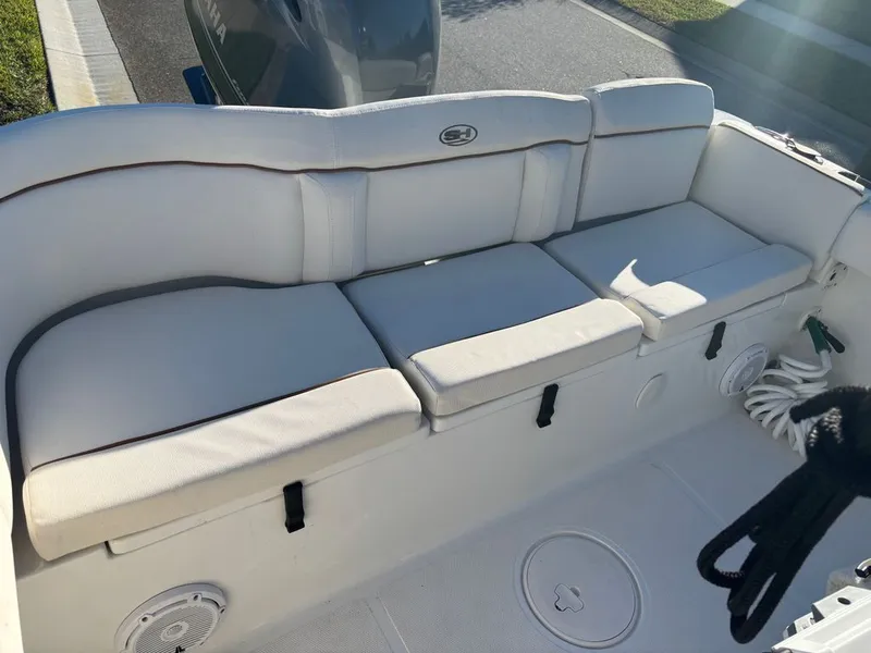 Slide: The Image of Sea Hunt Ultra 229 CC 2022 - 31