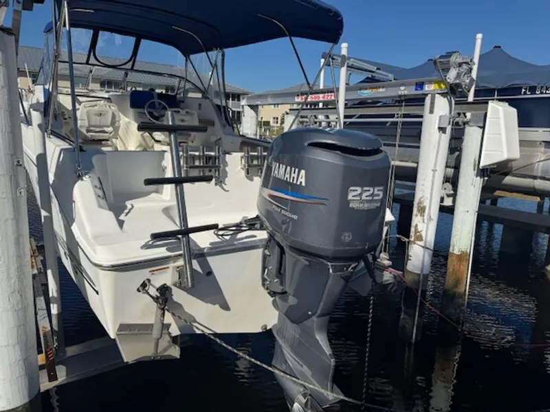 Slide: The Image of Wellcraft COASTAL 2003 - 18