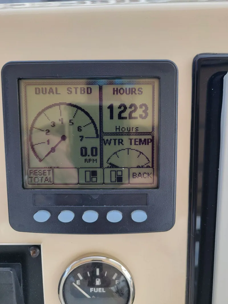 Slide: The Image of Mainship 43 Sedan Trawler 2007 - 12