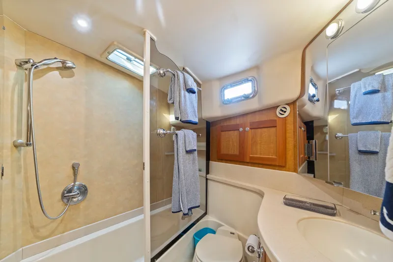 Slide: The Image of Mainship 43 Sedan Trawler 2007 - 20