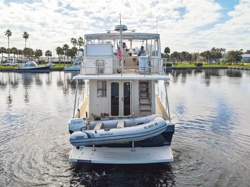 Slide: The Image of Mainship 43 Sedan Trawler 2007 - 3