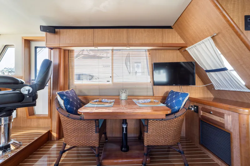 Slide: The Image of Mainship 43 Sedan Trawler 2007 - 35