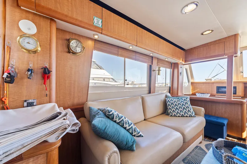 Slide: The Image of Mainship 43 Sedan Trawler 2007 - 39