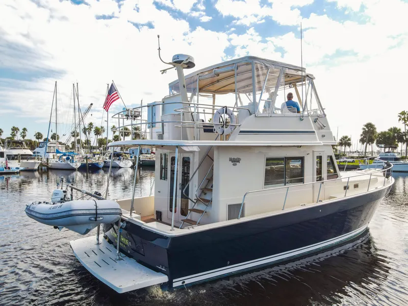 Slide: The Image of Mainship 43 Sedan Trawler 2007 - 4