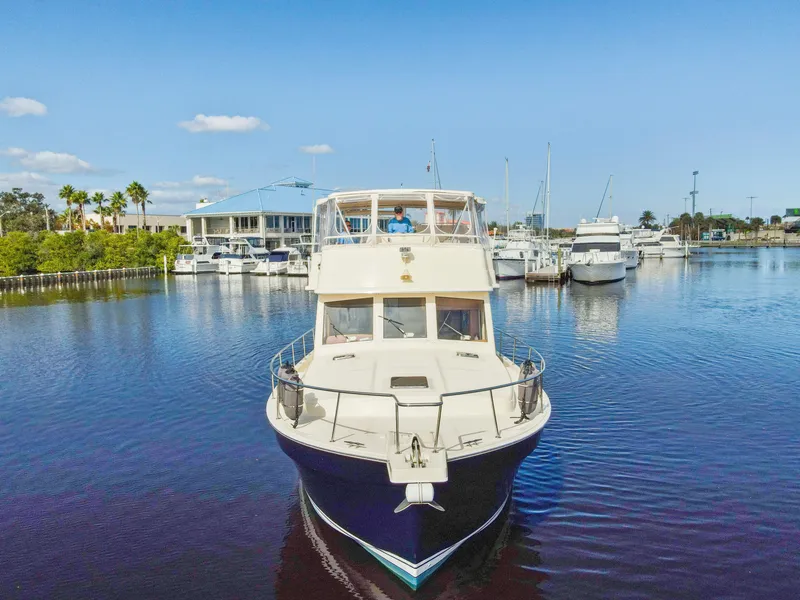 Slide: The Image of Mainship 43 Sedan Trawler 2007 - 5