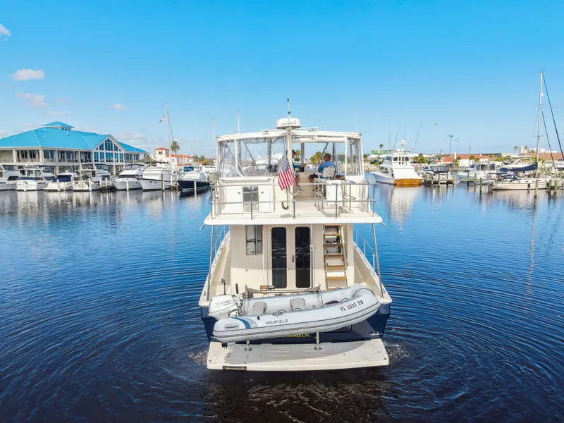 Slide: The Image of Mainship 43 Sedan Trawler 2007 - 6