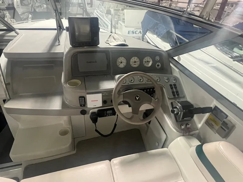 Slide: The Image of 1998 Formula 330 Sun Sport 16 - 16