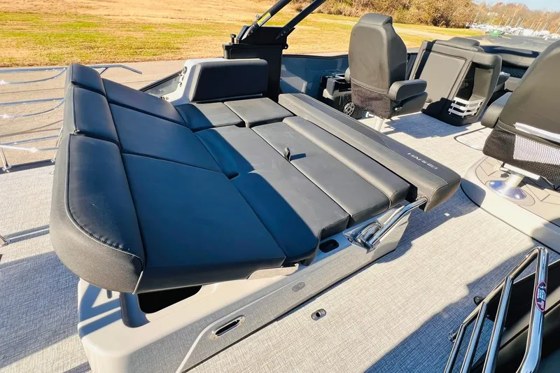 Slide: The Image of 2026 Harris Grand Mariner 230 boat interior with luxurious seating and modern design. - 36