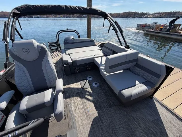 Slide: The Image of Godfrey Monaco 235 SFL Tritoon - Yamaha 300 2026 - 12