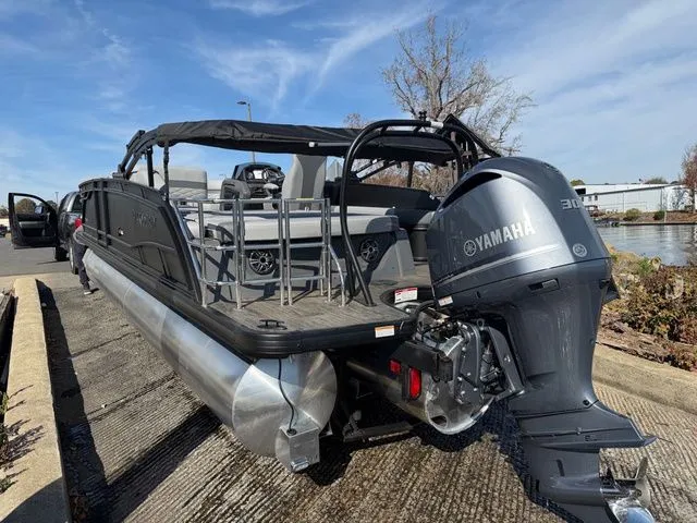 Slide: The Image of Godfrey Monaco 235 SFL Tritoon - Yamaha 300 2026 - 16