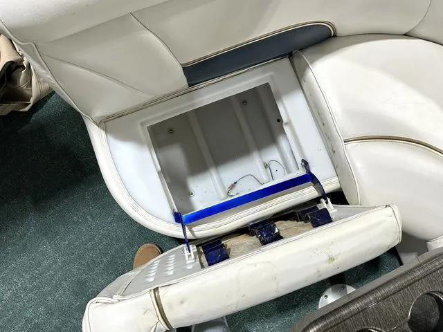 Slide: The Image of Premier 235 Grand Majestic 2005 - 13