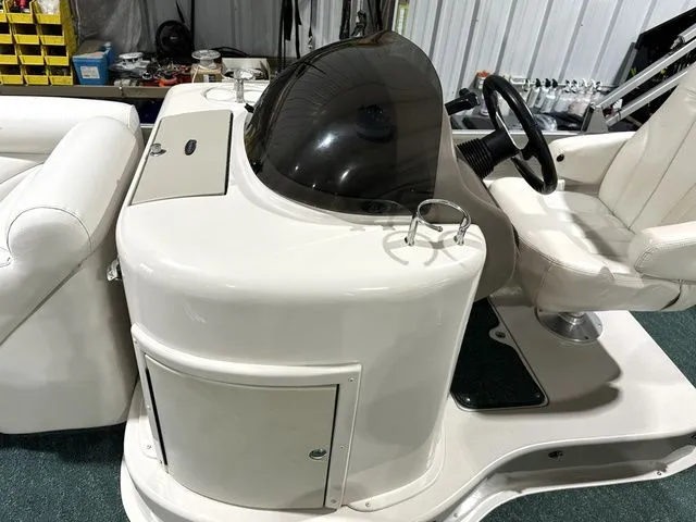 Slide: The Image of Premier 235 Grand Majestic 2005 - 24