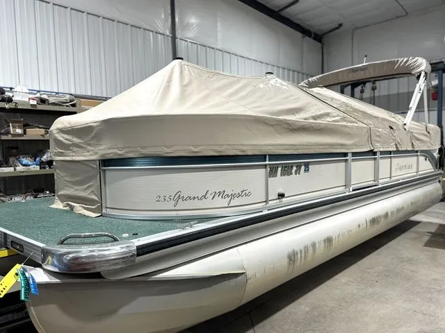 Slide: The Image of Premier 235 Grand Majestic 2005 - 35