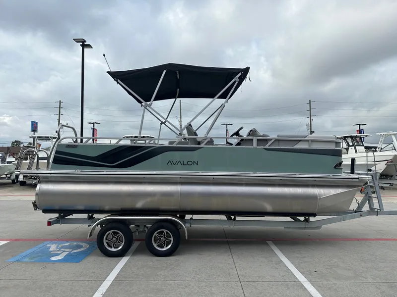 Slide: The Image of Avalon VNT VRB21 2026 - 7