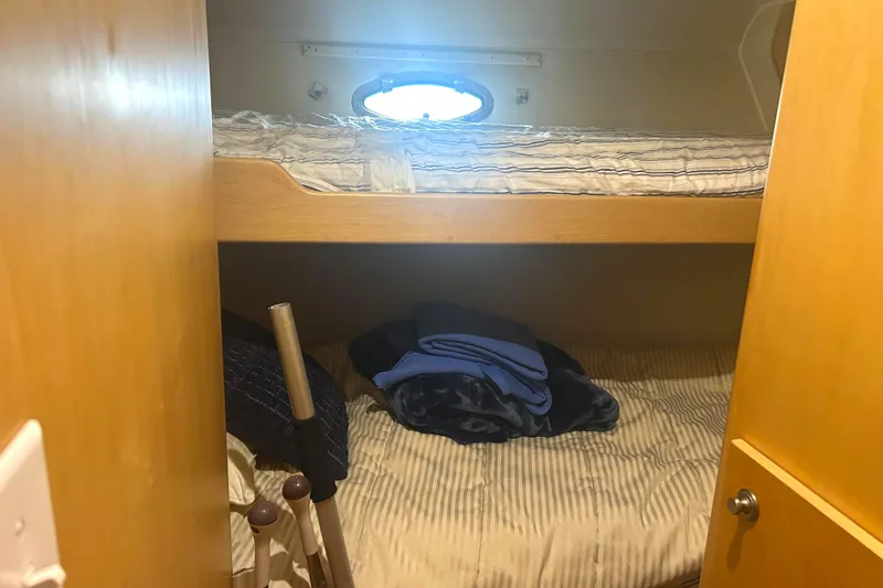 Slide: The Image of Bunk beds in 1996 Navigator 53 Classic yacht. - 24