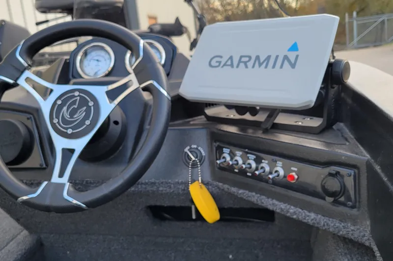 Slide: The Image of 2022 Crestliner 1750 Fish Hawk WT dashboard with Garmin navigation system. - 4