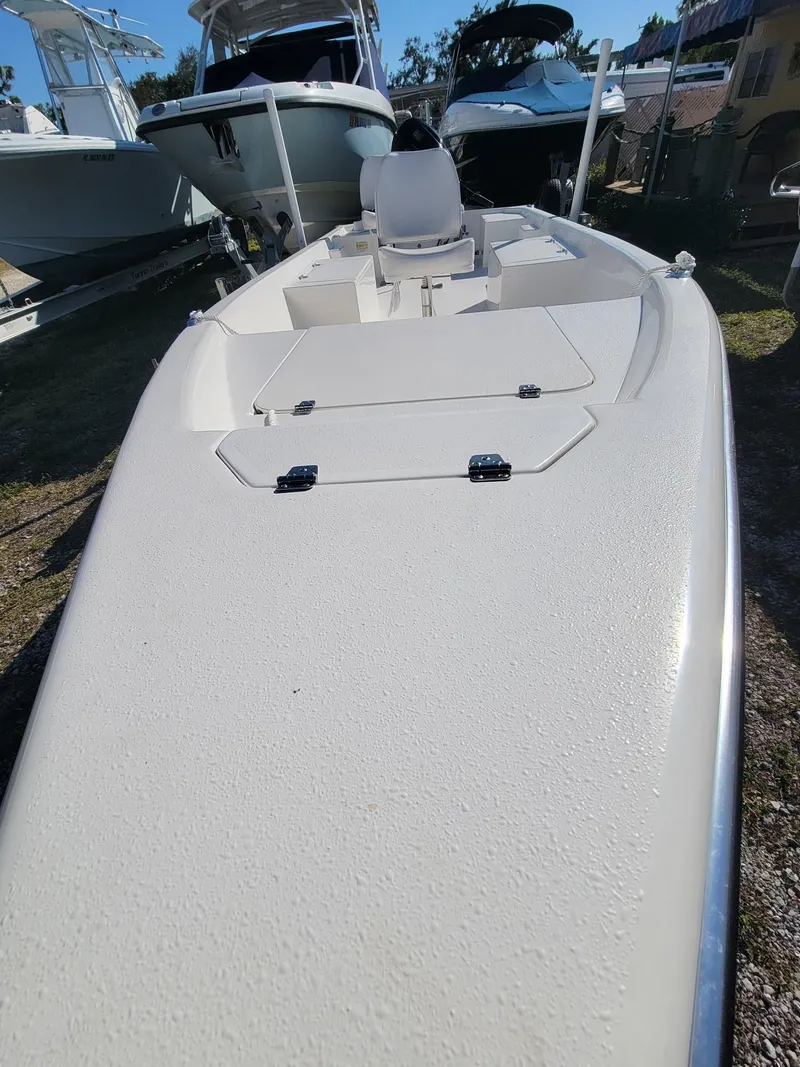 Slide: The Image of Stumpnocker 174 Tiller 2024 - 3