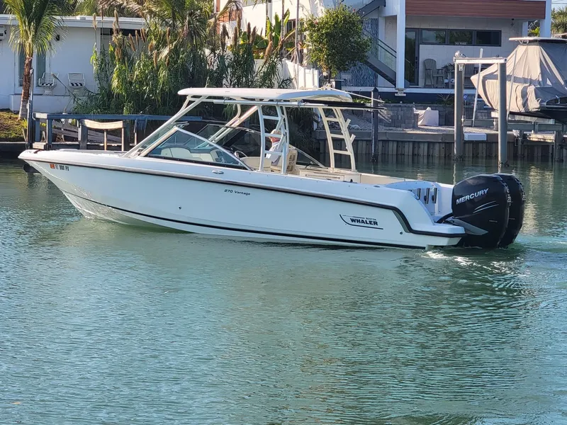 The Image of Boston Whaler 270 Vantage 2015 - 1