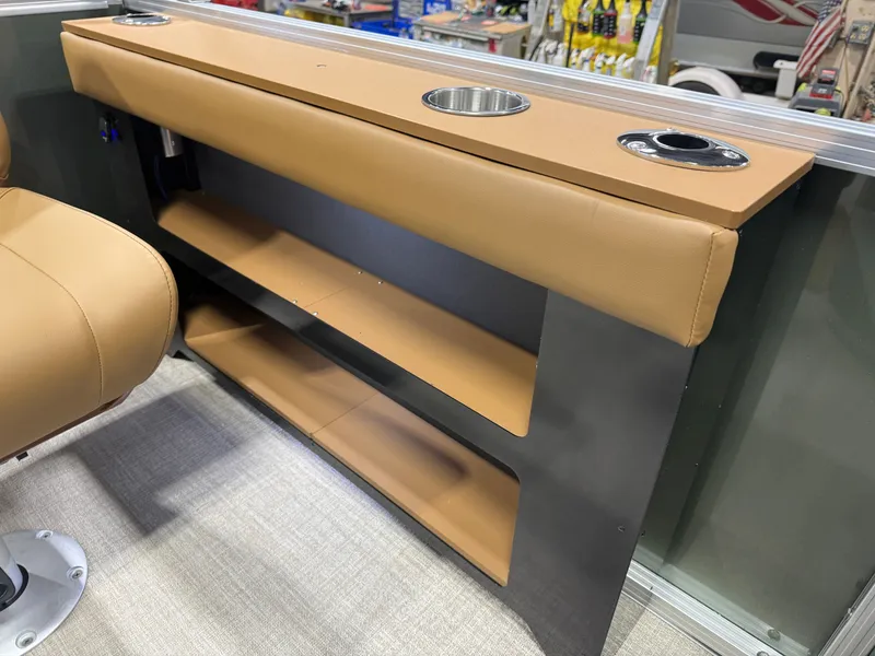 Slide: The Image of Tahoe GEOfish 2385 Rear Fish Tritoon & Honda 4-Stroke EFI 2026 - 32