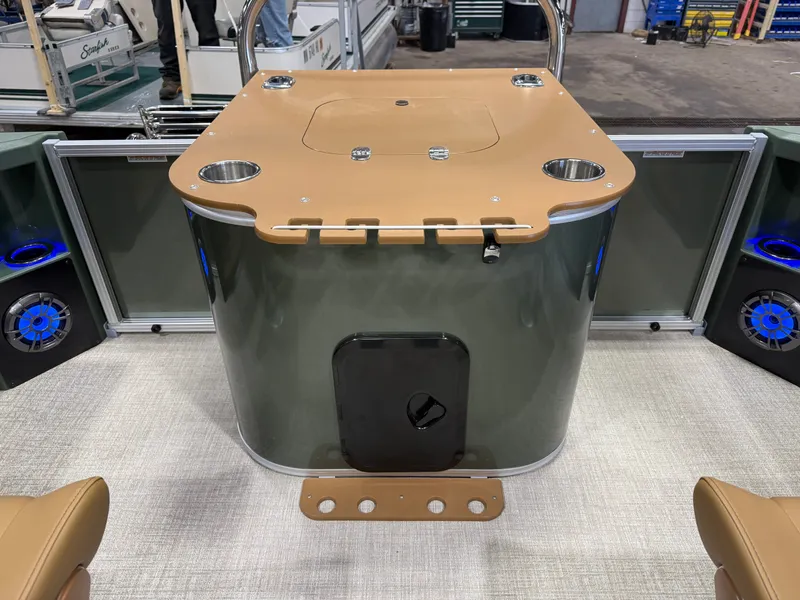 Slide: The Image of Tahoe GEOfish 200HP Rear Fish 2385 Tritoon 2026 - 27