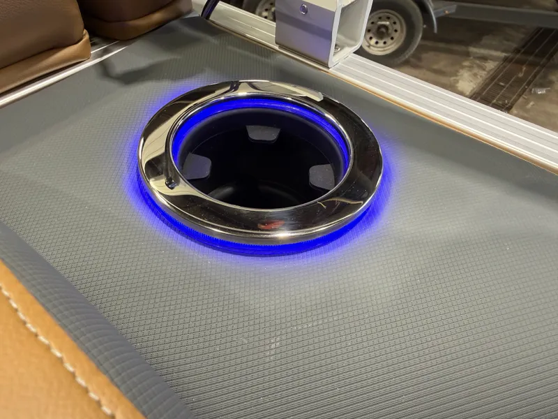 Slide: The Image of Tahoe GEOfish 200HP Rear Fish 2385 Tritoon 2026 - 35