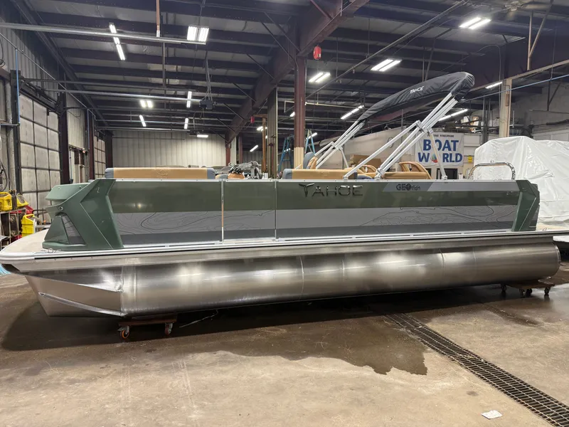 Slide: The Image of Tahoe GEOfish 200HP Rear Fish 2385 Tritoon 2026 - 47