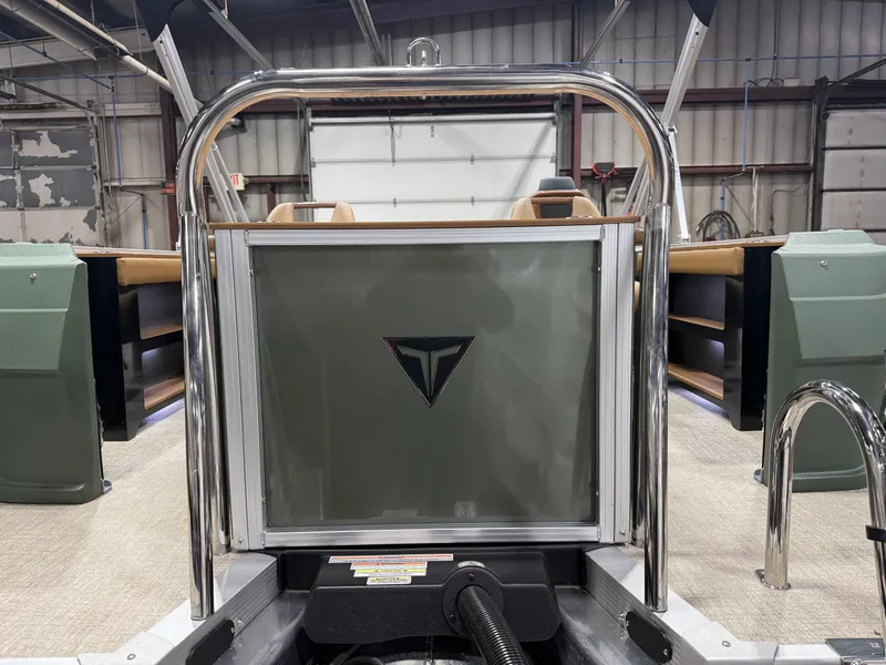 Slide: The Image of Tahoe GEOfish 200HP Rear Fish 2385 Tritoon 2026 - 53