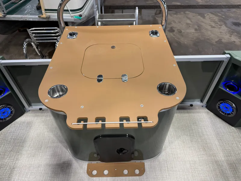 Slide: The Image of Tahoe GEOfish 2385 Rear Fish Tritoon & Honda 4-Stroke EFI 2026 - 23